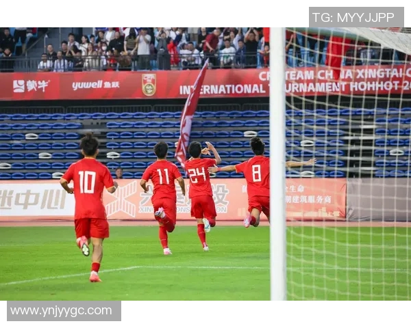 足球明星遭球迷恶搞趣图大集合笑料不断引发热议与讨论