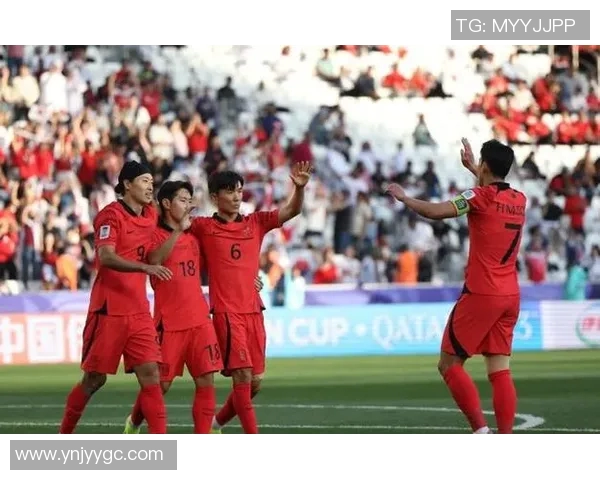 中国足球明星的传奇故事与他们在国际舞台上的辉煌成就分析