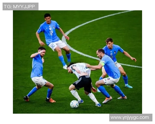 足球明星精彩坐球瞬间高清回顾让你领略球场魅力与技巧之美