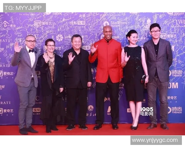 篮球明星中山装的时尚魅力与文化传承探讨